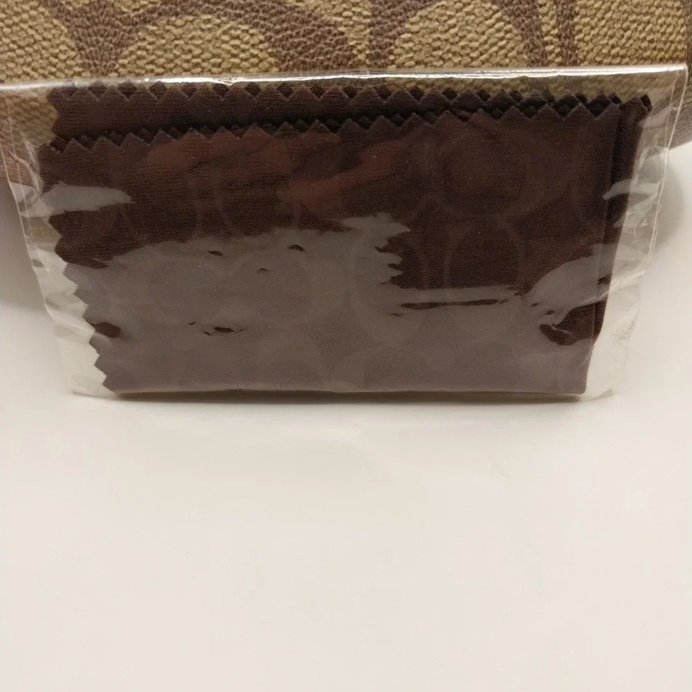 Coach Hard Case Brown Felt Lining for Glasses & Sunglasses Cleaning Cloth READ